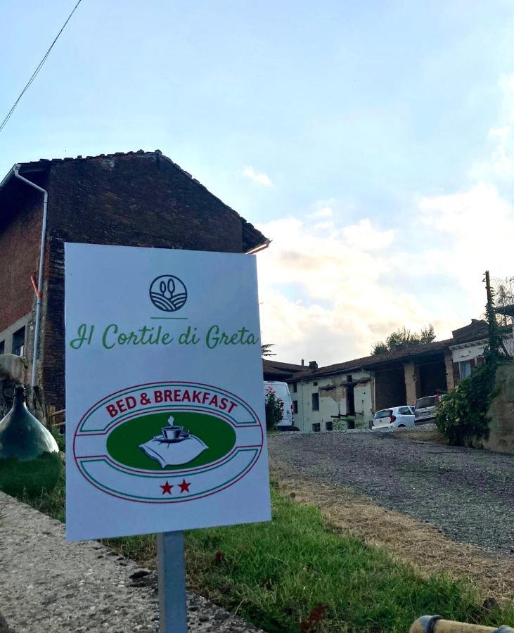Bed and Breakfast Il Cortile Di Greta à Lu (Piedmont) Extérieur photo
